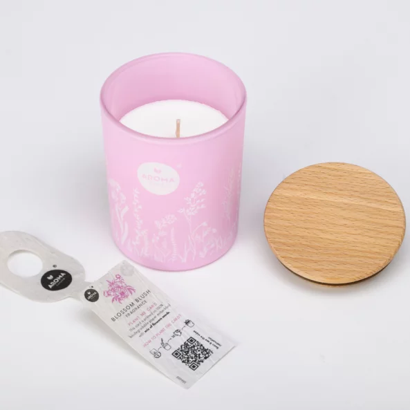 Lumanare parfumata Blossom Blush, 150 g, Fresh Garden, Aroma Home