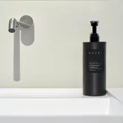 Sapun lichid hotelier, 480 ml, Cedarwood &amp; Hibiscus, Nefel