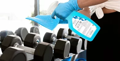 Curățenie în sălile de sport și vestiare: ghid practic